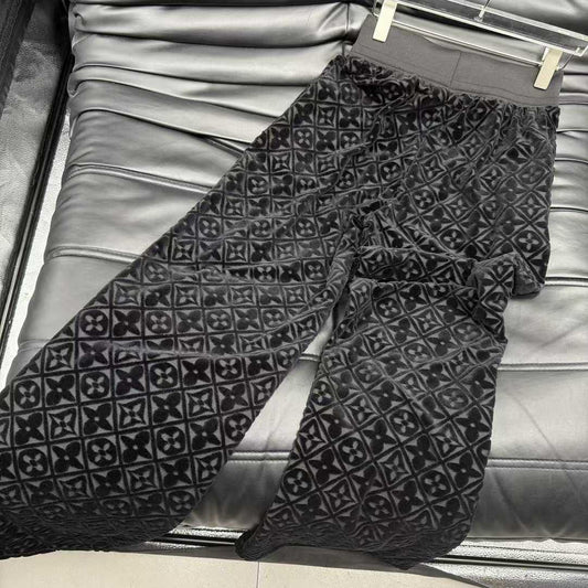Louis Vuitton Pants