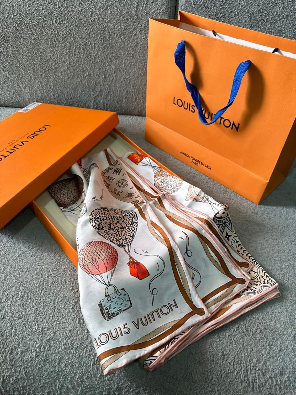 Louis Vuitton Scarfs 6 colors