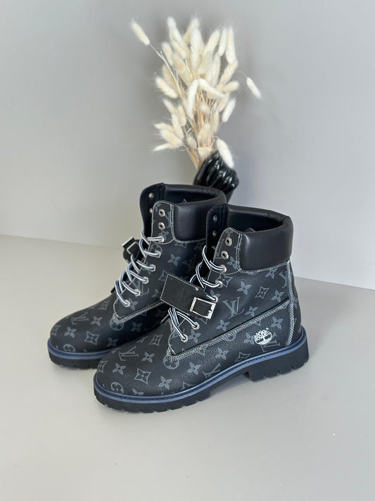 Louis Vuitton Boots 2 colors