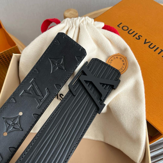 Louis Vuitton Belts 2 colors