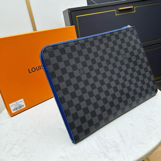Louis Vuitton Clutch