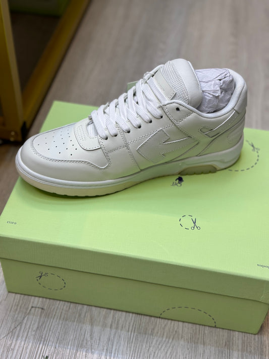 OFF WHITE Shoes