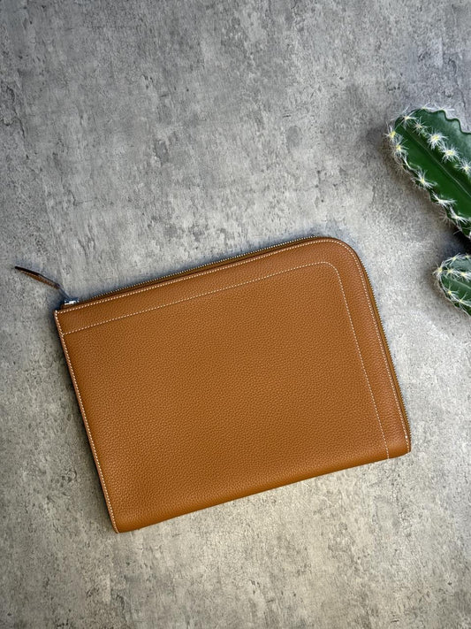 Hermes Pouch (VIP Quality)