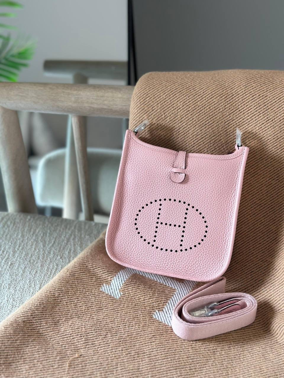 Hermes Evelyne TPM Sling Bag (VIP Quality)