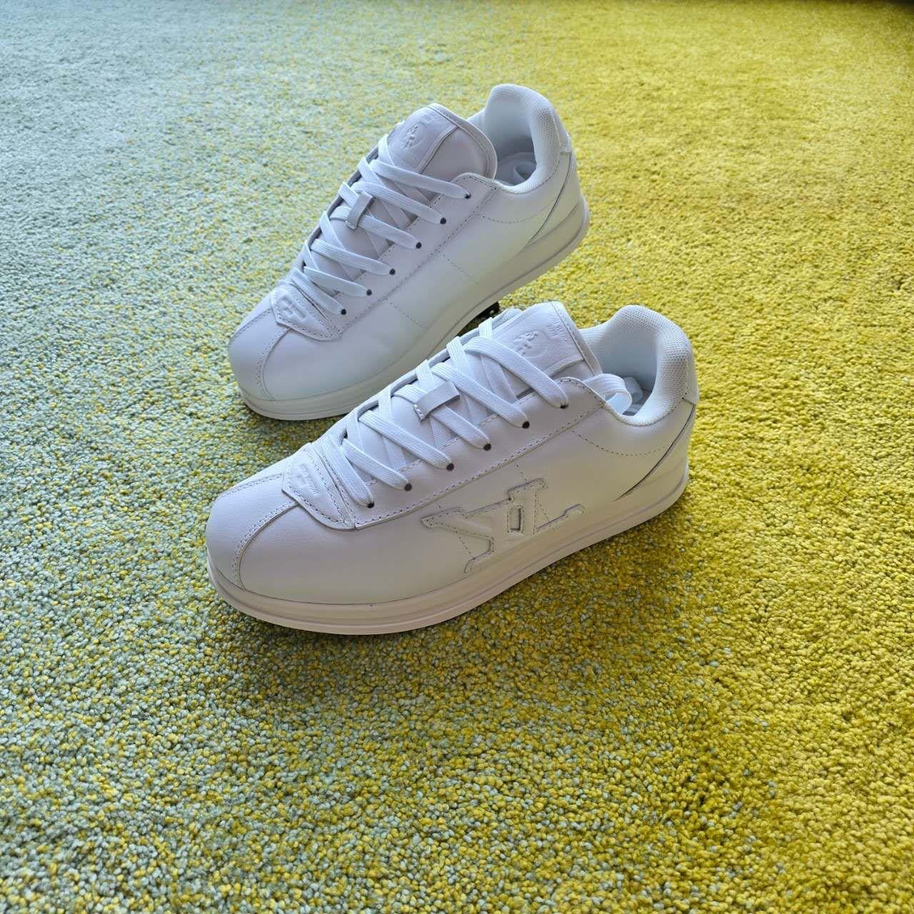 Louis Vuitton Sneakers 4 colors