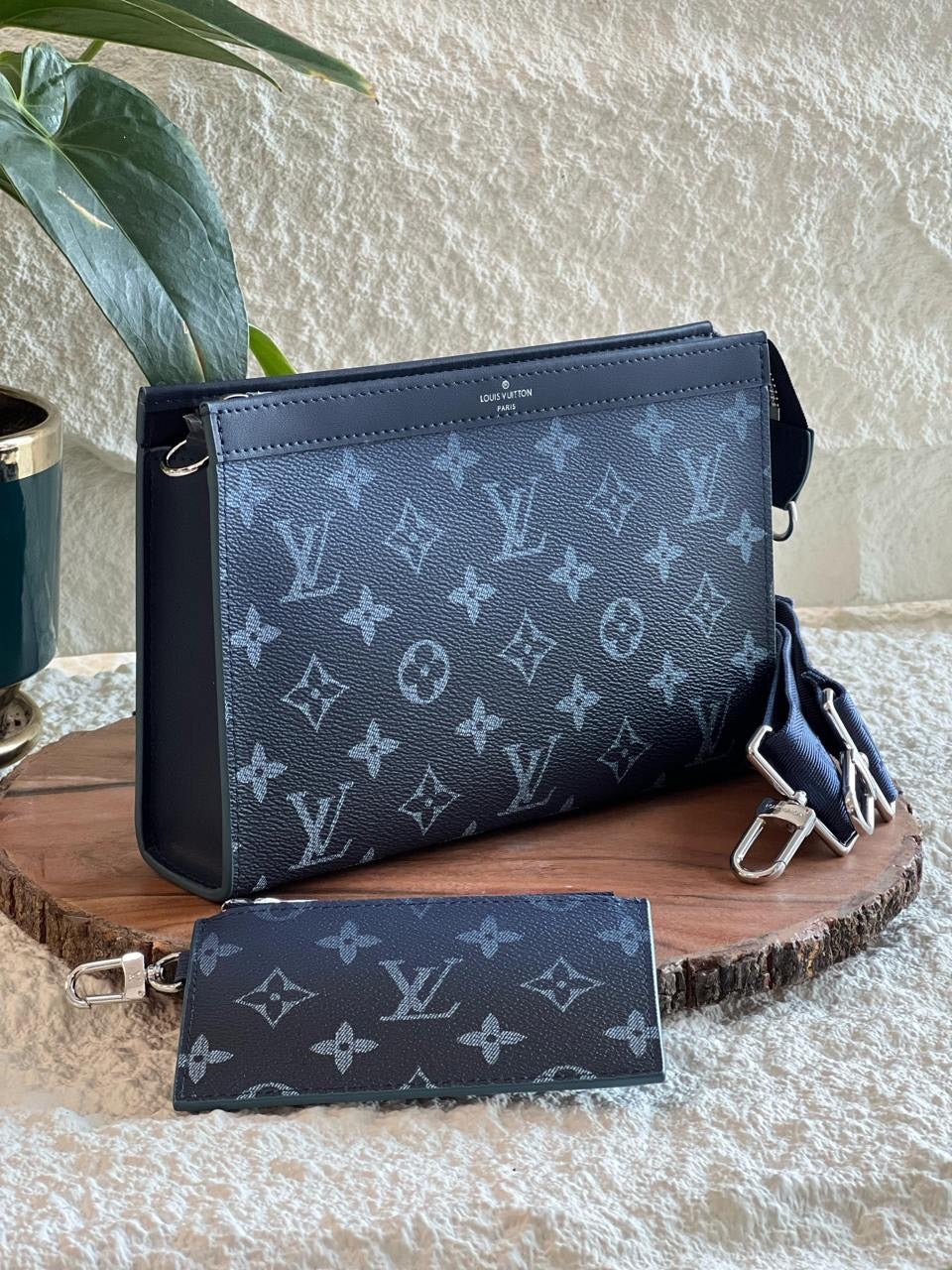 Louis Vuitton Sling Bag (VIP Quality) 5 colors