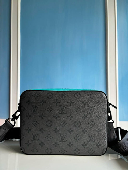 Louis Vuitton Messenger Bag (VIP Quality)