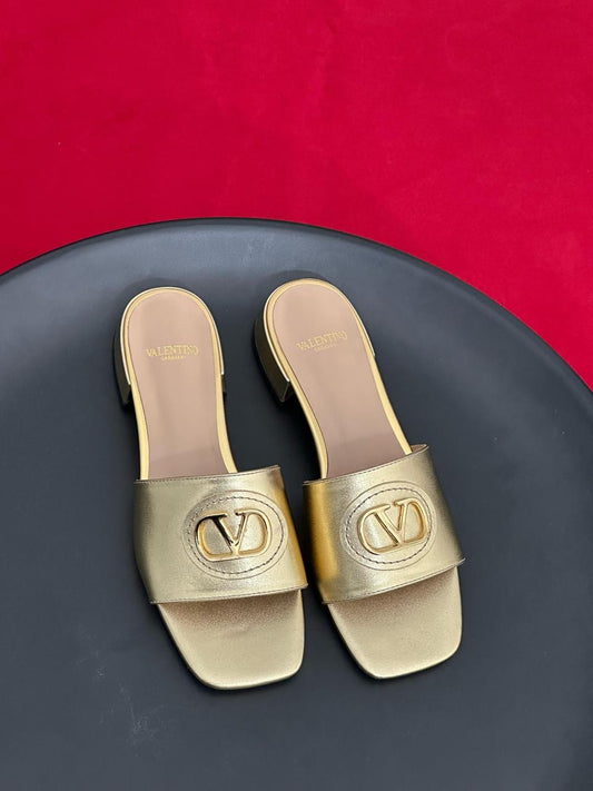 Valentino Slippers 2 colors