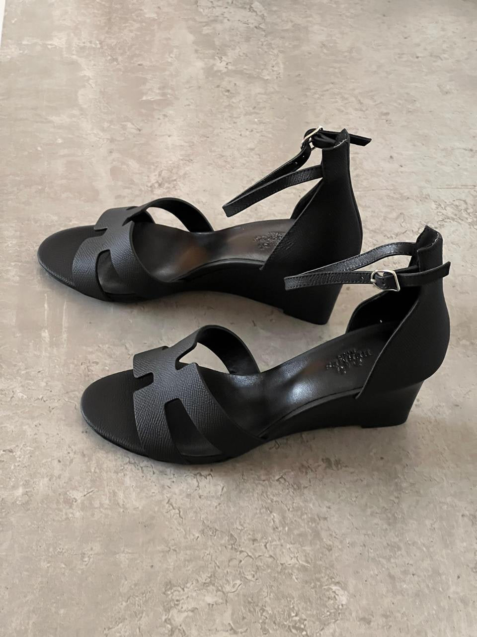 Hermes Heels 3 colors