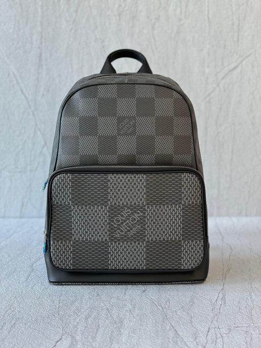 Louis Vuitton Backpack (VIP Quality)