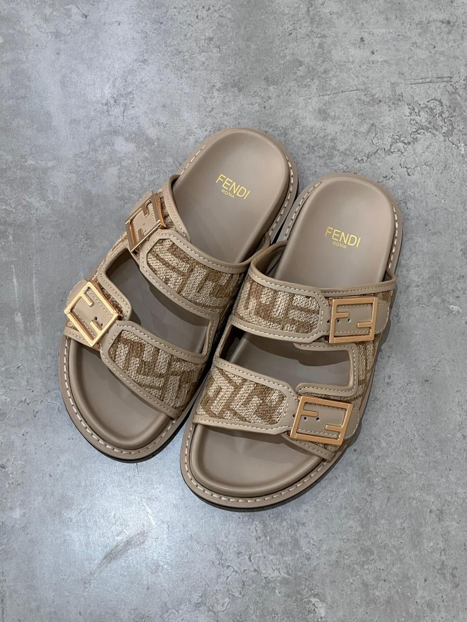 Fendi Slippers 3 colors