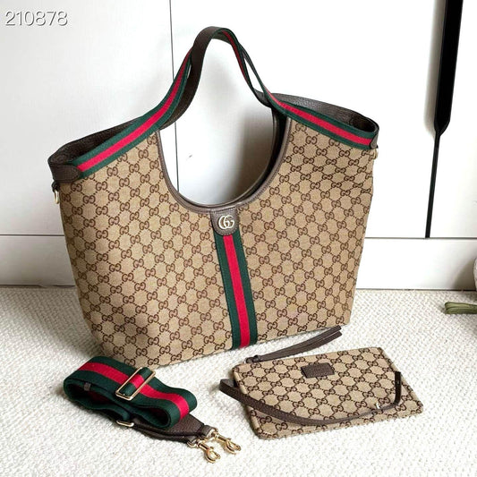 Gucci Shoulder Bag