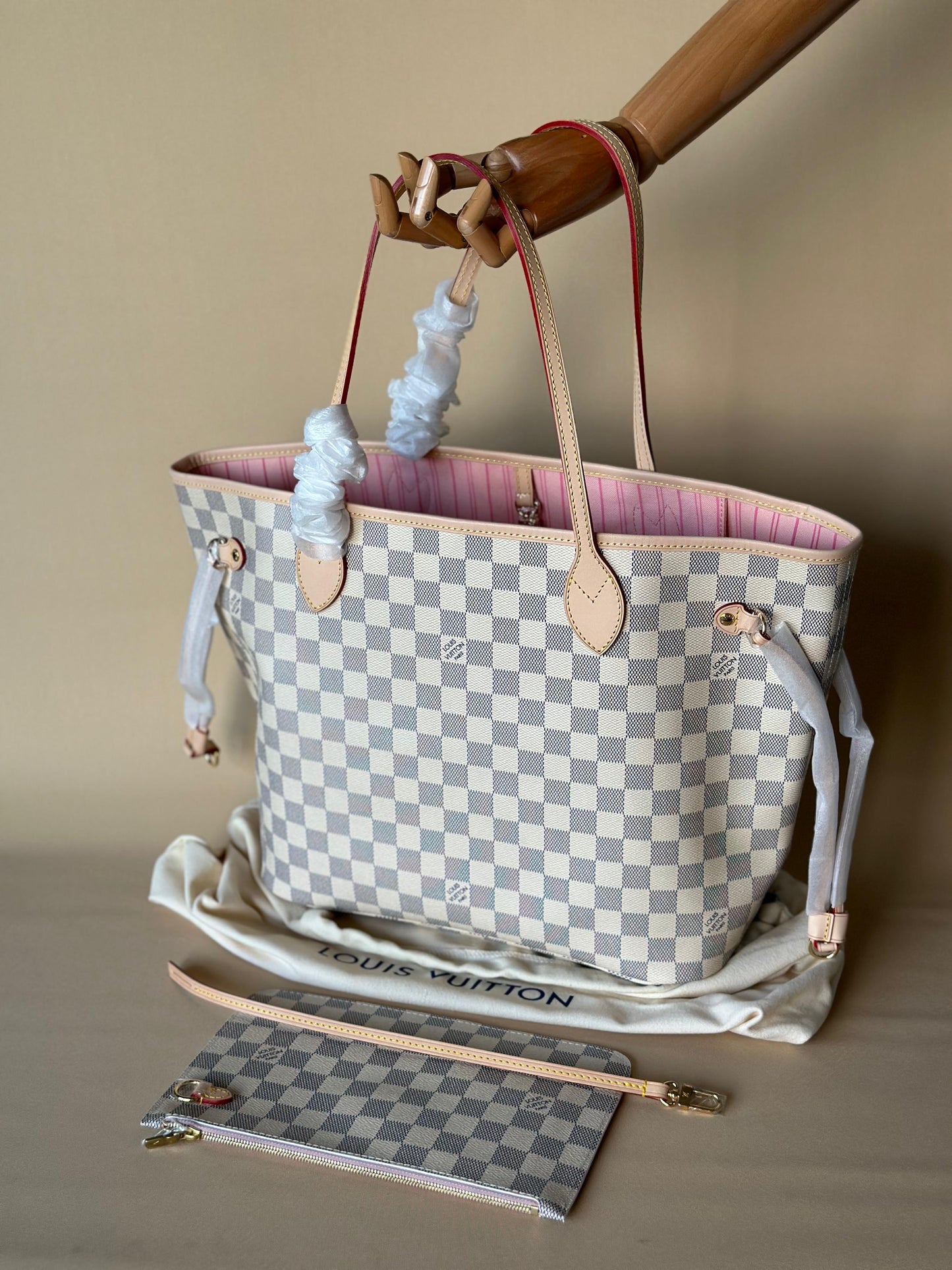 LOUIS VUITTON BAG