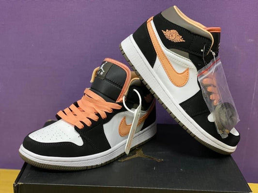 Jordan 1 mid Peach Mocha