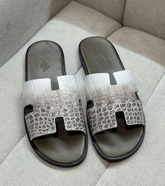 Hermes Slippers 2 colors