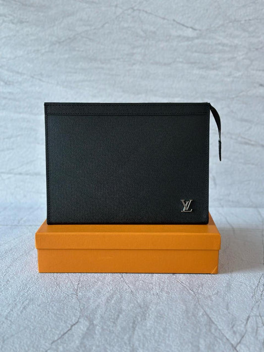 Louis Vuitton Clutch (VIP Quality)