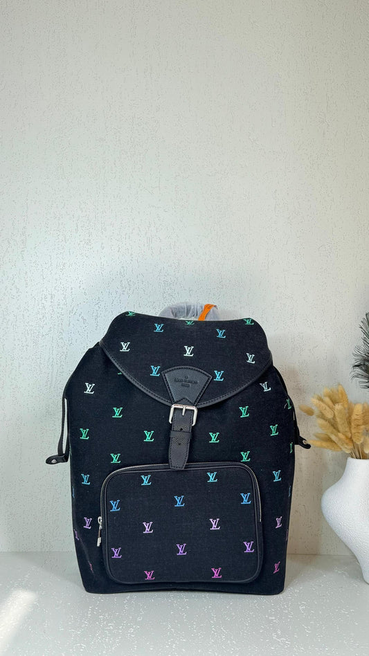 Louis Vuitton Backpack (VIP Quality)