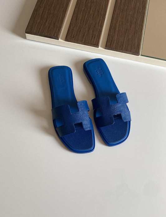 HERMES Female SLIPPERS