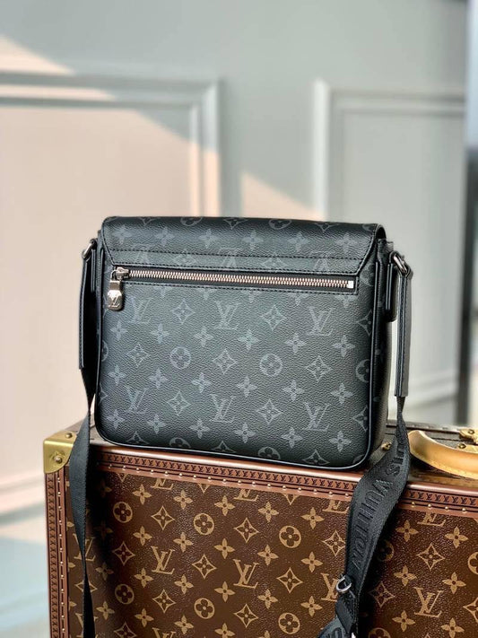 Louis Vuitton Messenger Bag (VIP Quality)