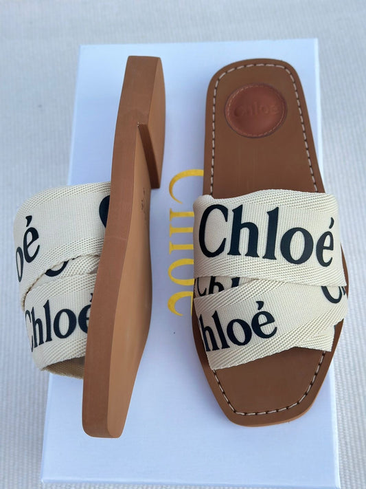 CHLOÈ Female Slippers