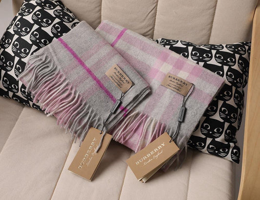 Burberry Unisex Scarf