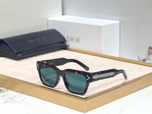 Dior Sunglasses 2 colors