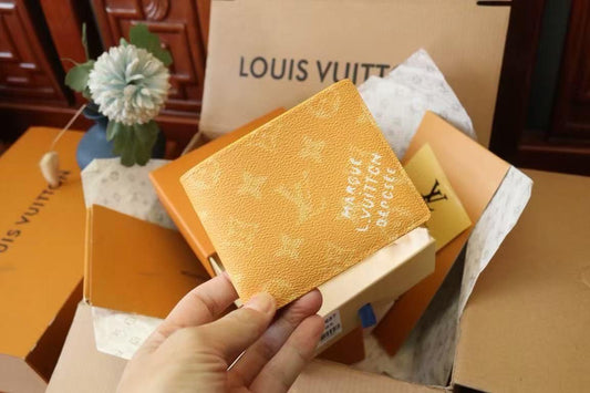 Louis Vuitton Wallets 2 colors