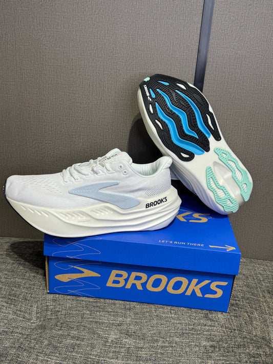 Brooks Sneakers