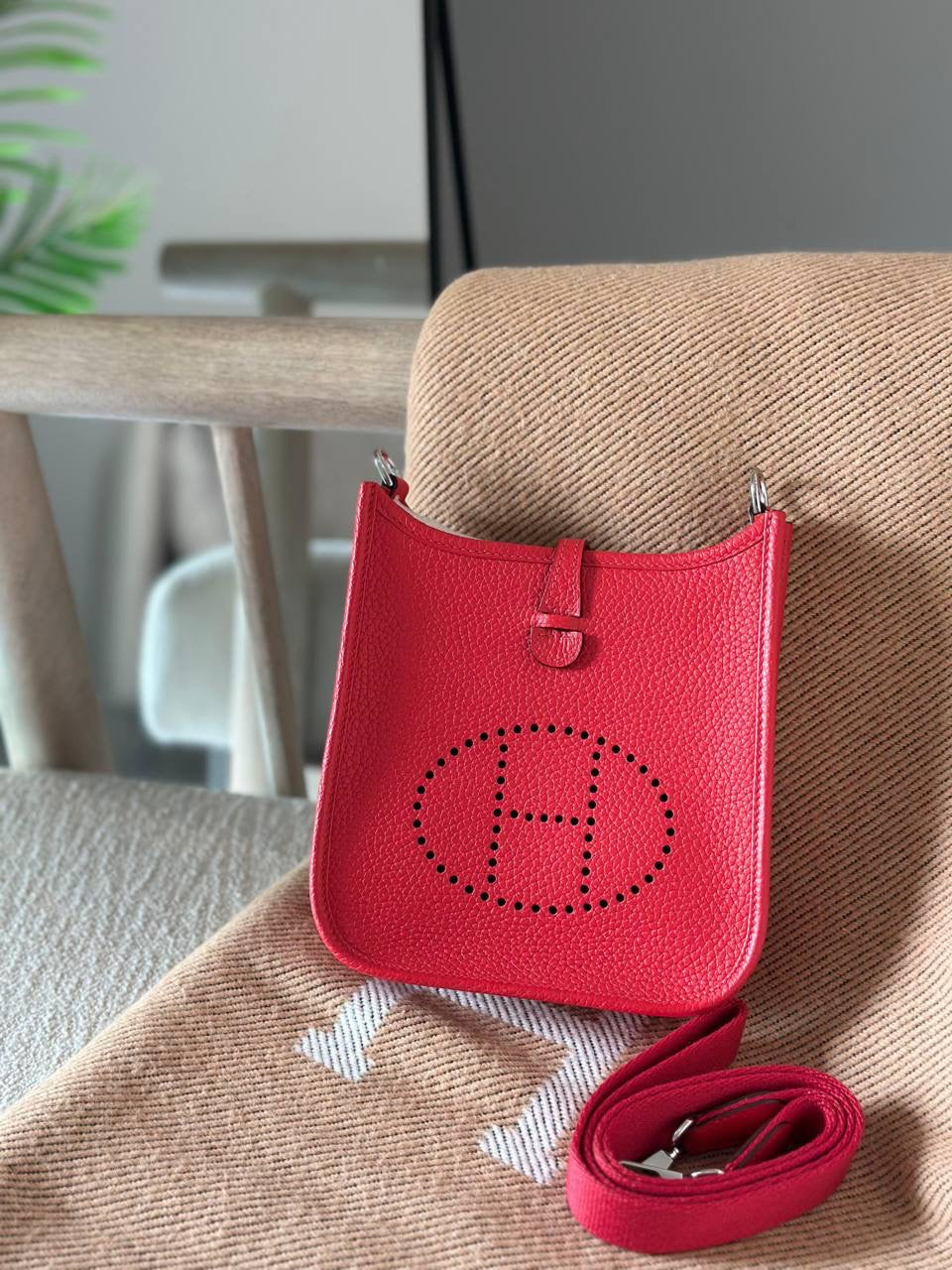 Hermes Evelyne TPM Sling Bag (VIP Quality)