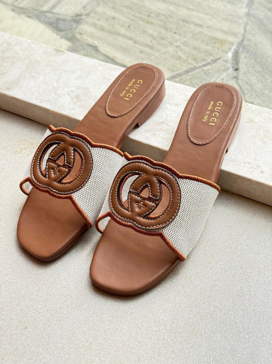 Gucci Slippers 2 colors