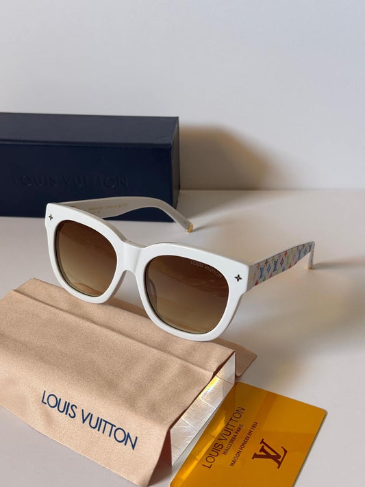 Louis Vuitton Sunglasses 2 colors