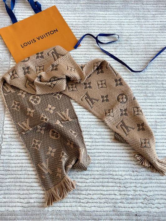 Louis Vuitton Unisex Scarf