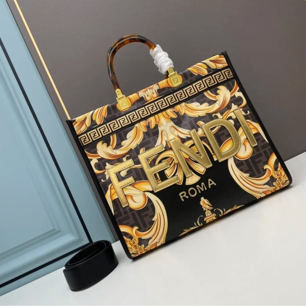 Fendi Tote Bags 2 Colors