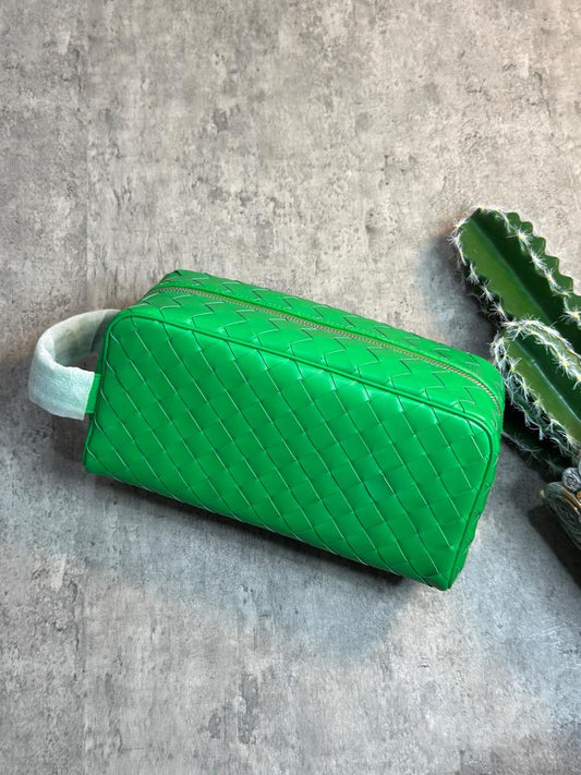 Bottega Pouch (VIP Quality) 2 colors