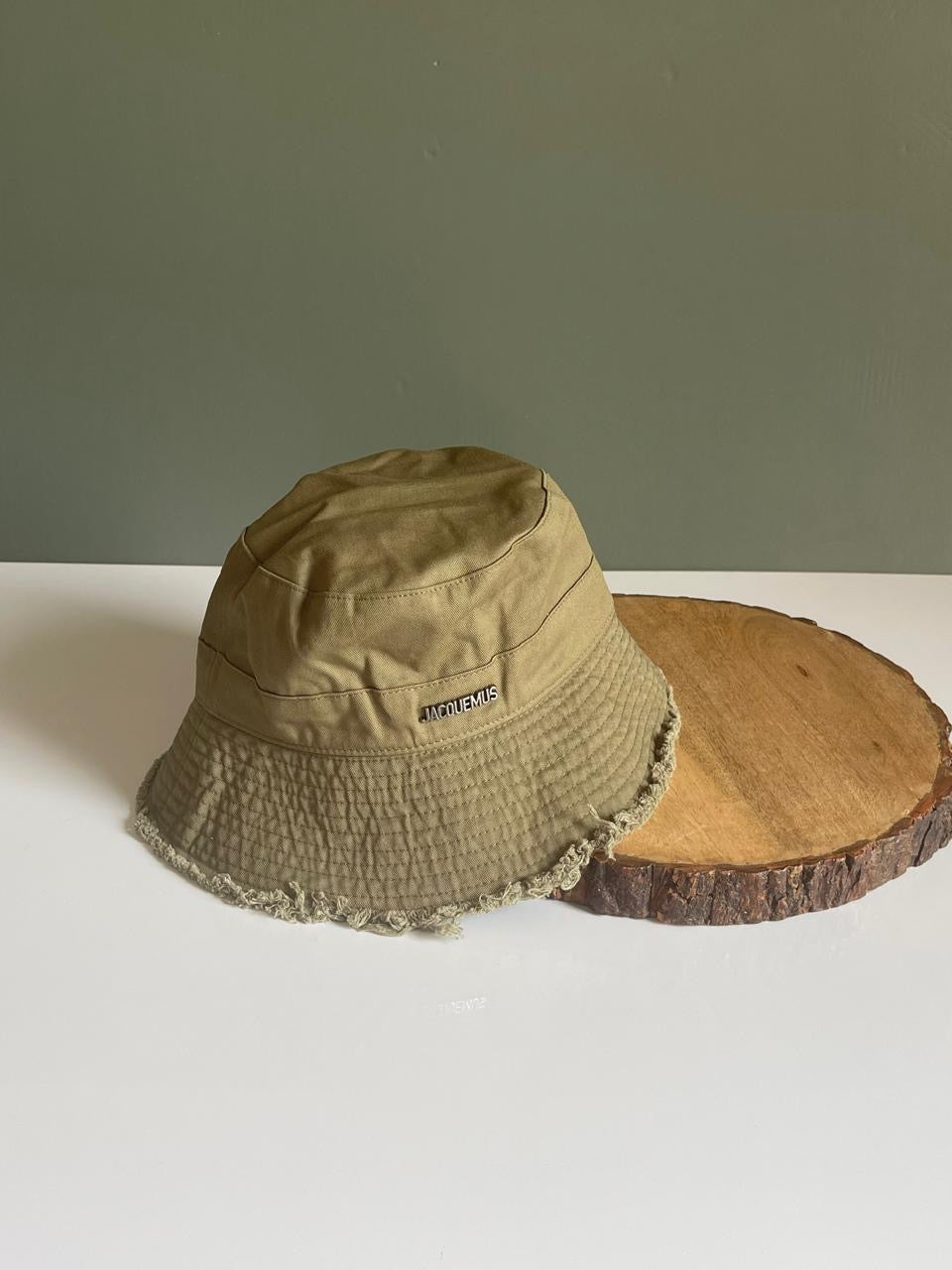 Jacouemus Bucket hat