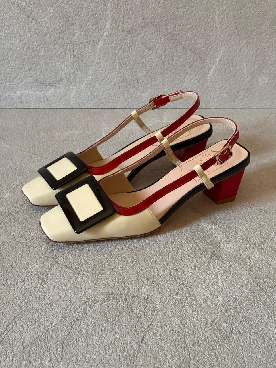 Roger Viver Heels