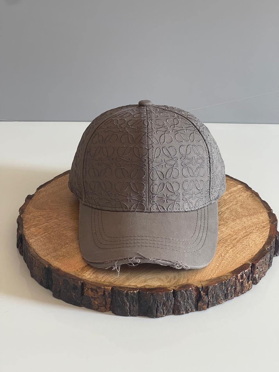 Loewe Caps 6 colors