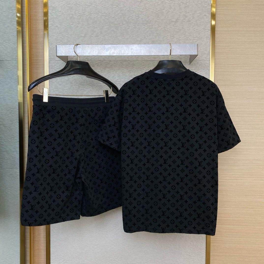 Louis Vuitton Set 2 colors