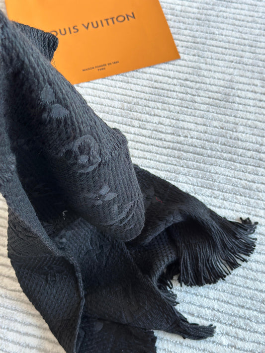 Louis Vuitton Unisex Scarf