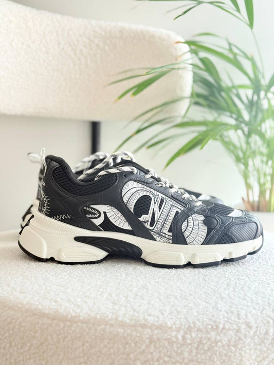 Dior Sneakers