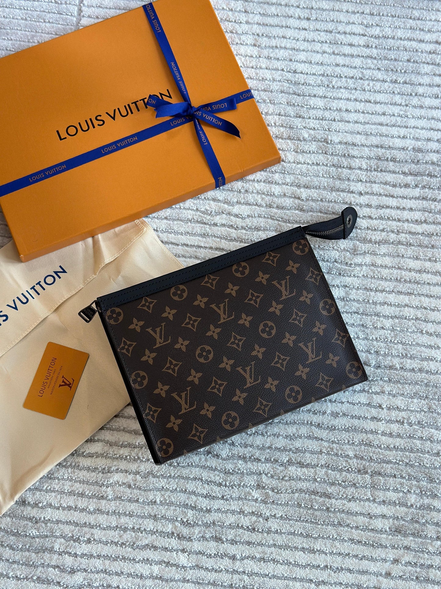 Louis Vuitton Pouches 13 Colors