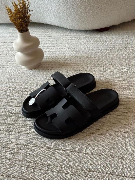 Hermes Slippers 2 colors