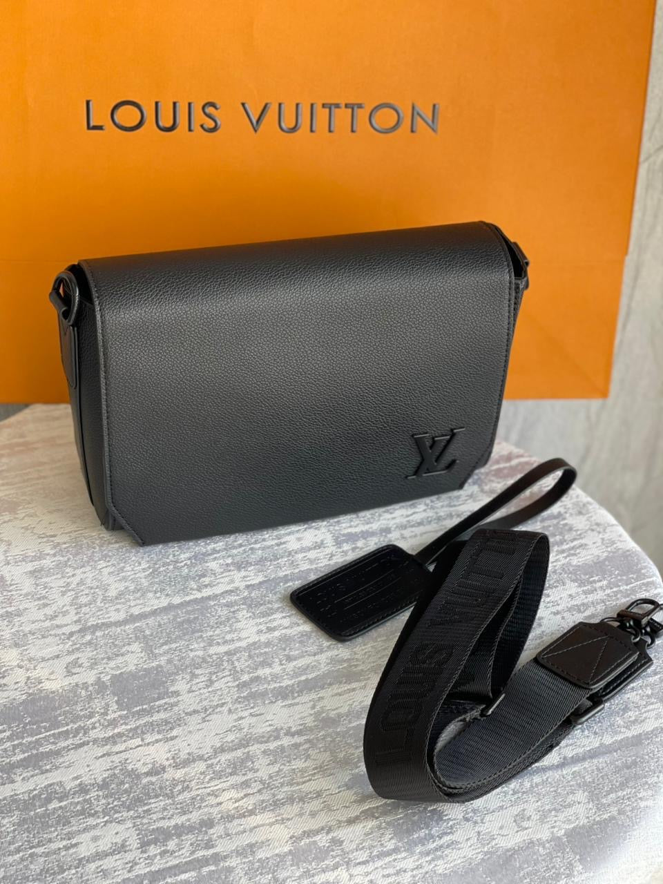 Louis Vuitton Messenger Bag