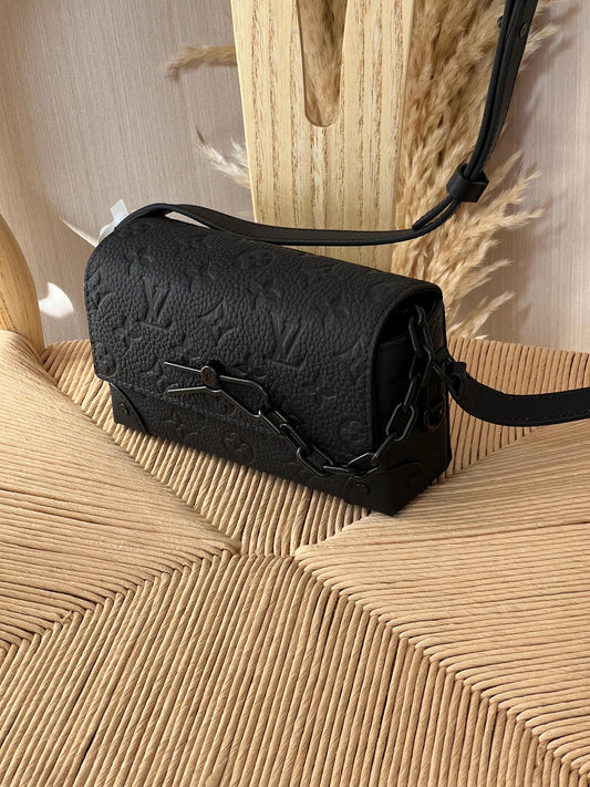 Louis Vuitton Sling Bag (VIP Quality)