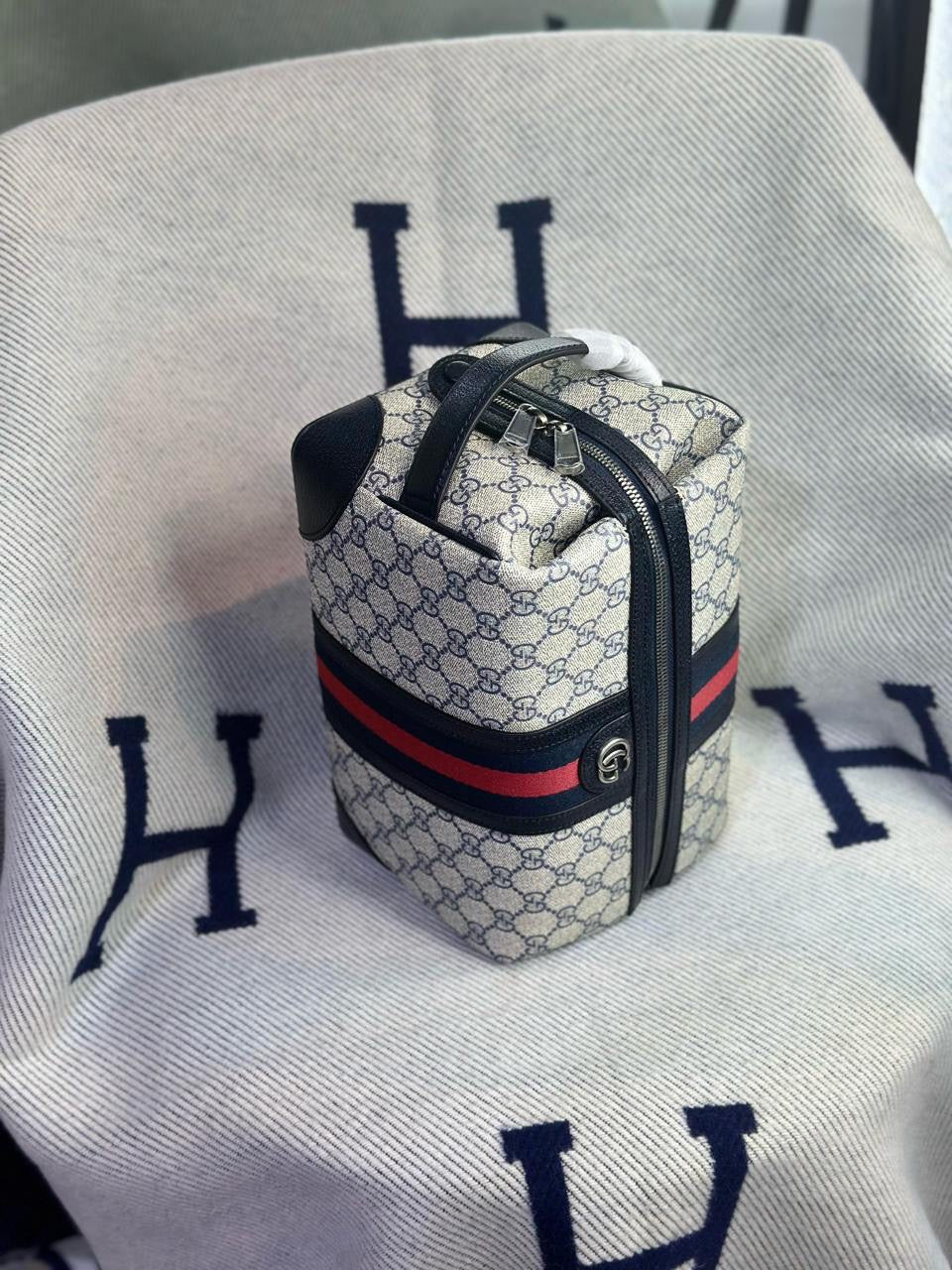 Gucci Pouch (VIP Quality) 2 colors