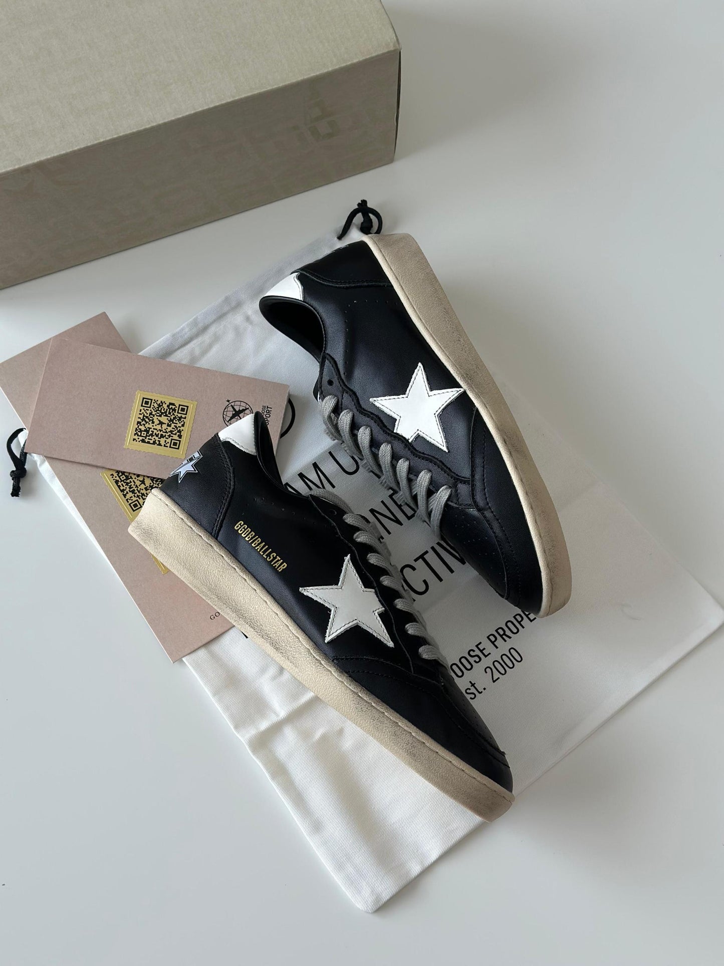 Golden Goose Sneakers