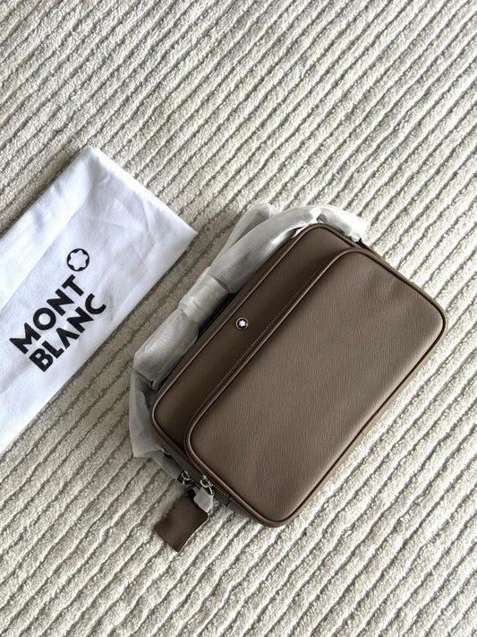 Mont Blanc Pouch 2 colors