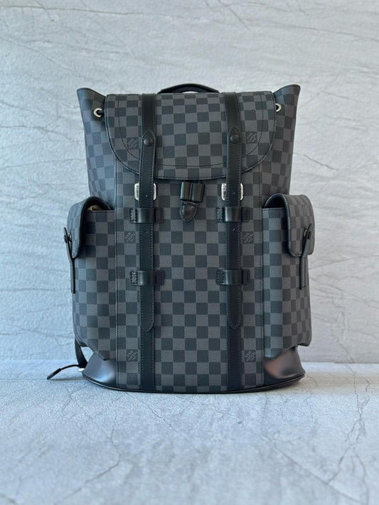 Louis Vuitton Backpack (VIP Quality)