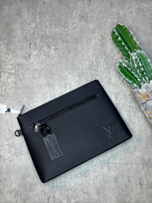 Louis Vuitton Clutch (VIP Quality) 4 colors