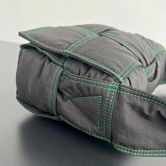 Bottega Veneta Messenger